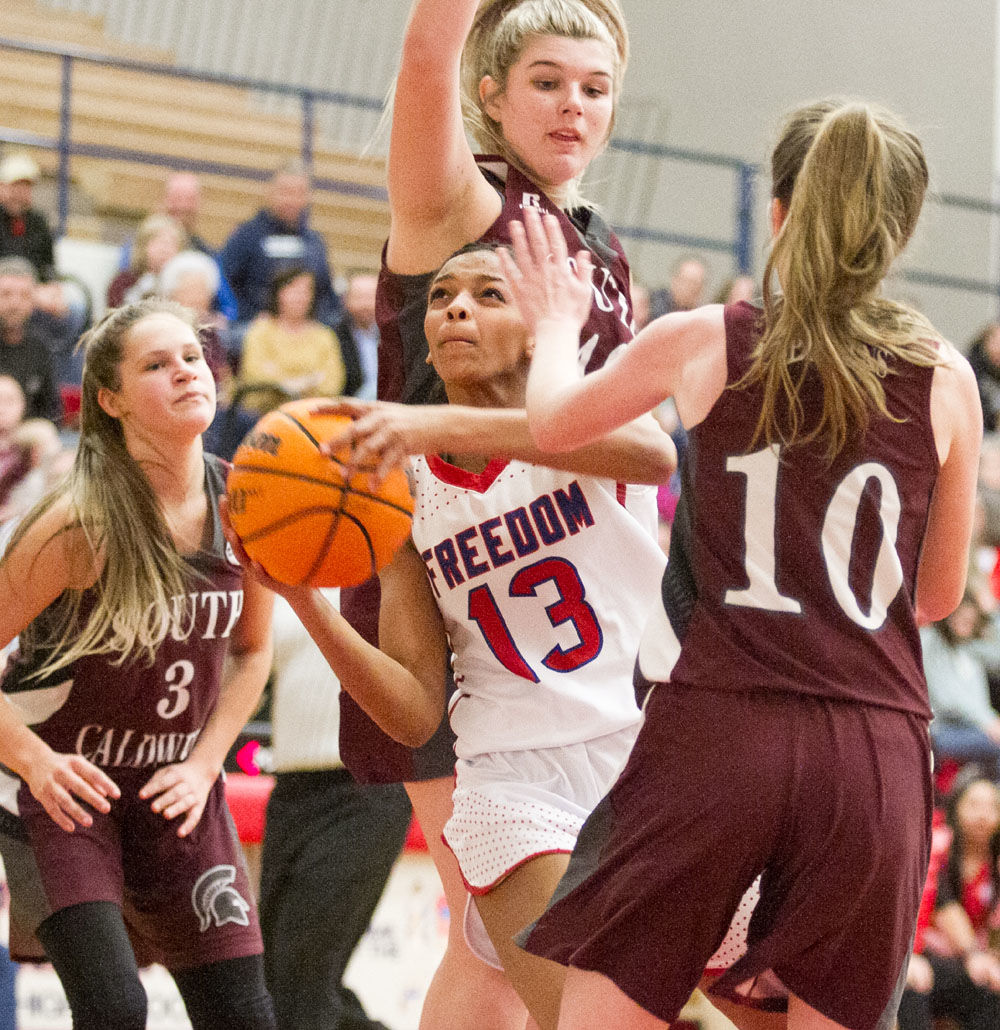 spl0112 Freedom basketball 2.jpg